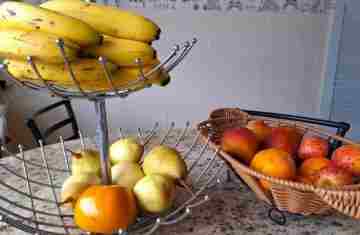 Fruteira, bancada ou geladeira: onde guardar frutas e hortaliças?